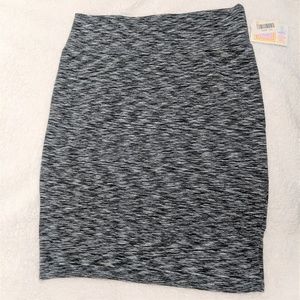 ⬇️ LuLaRoe Quilted Heather Gray Cassie Skirt 2XL
